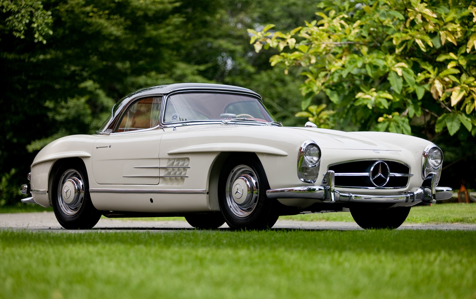 1961 Mercedes-Benz 300 SL Roadster(2)