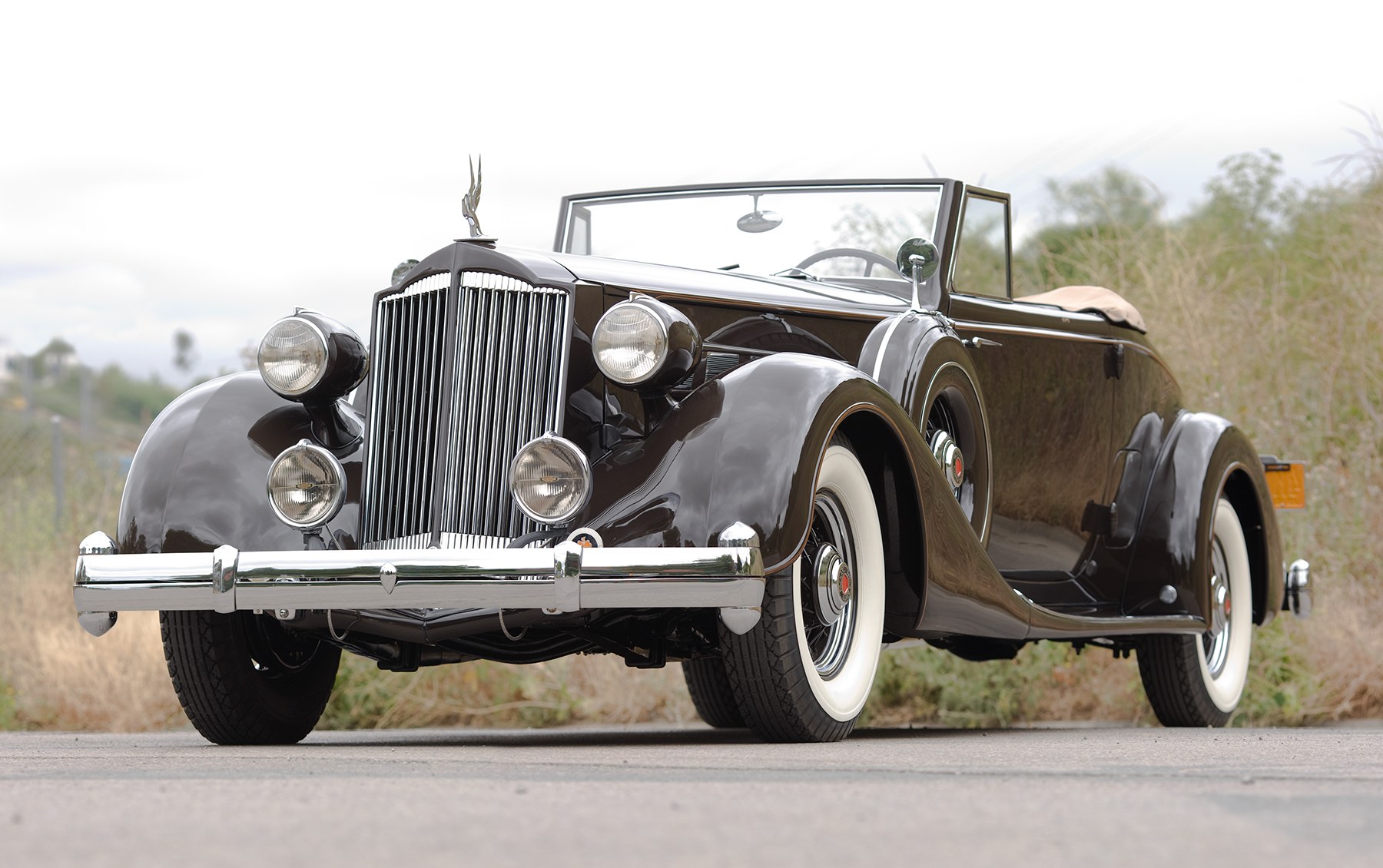 1936 Packard Super Eight 