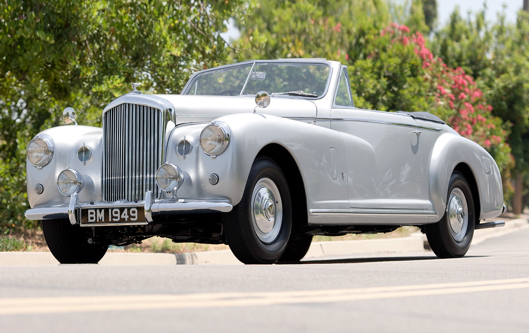 1949 Bentley Mk VI Cabriolet Speciale by Pinin Farina