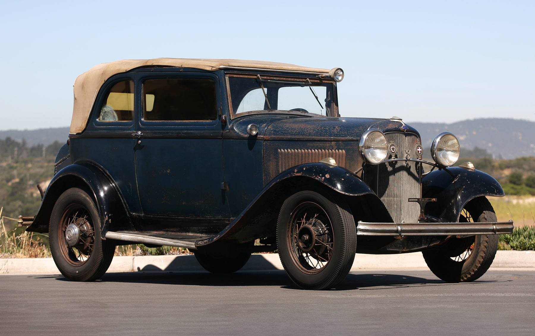 1932 Ford V-8 B-400 Convertible Sedan