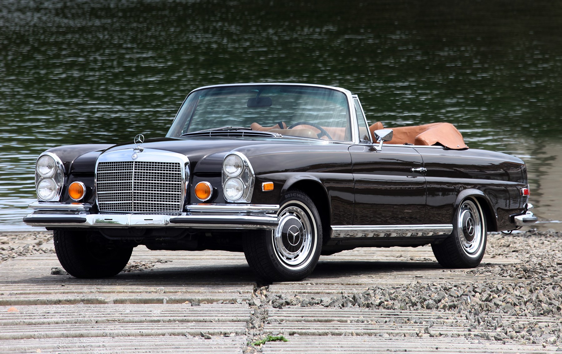  1971 Mercedes-Benz 280 SE 3.5 Convertible-4