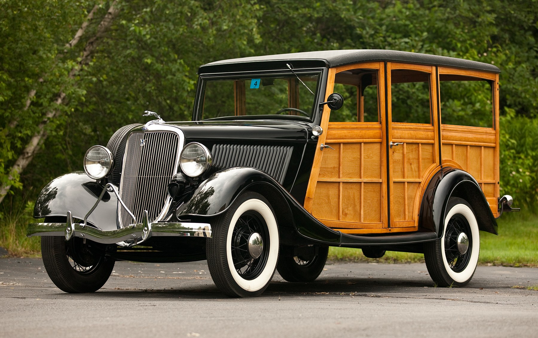 1934 Ford Woodie