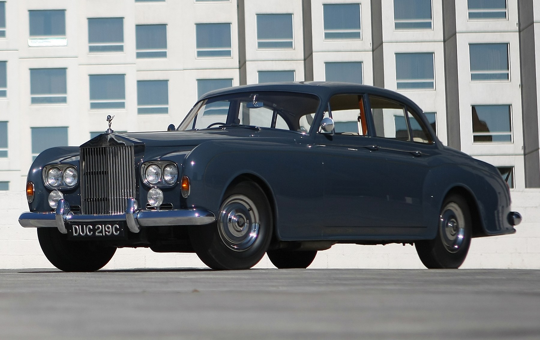 1965 Rolls Royce Silver Cloud III Four-Door Saloon