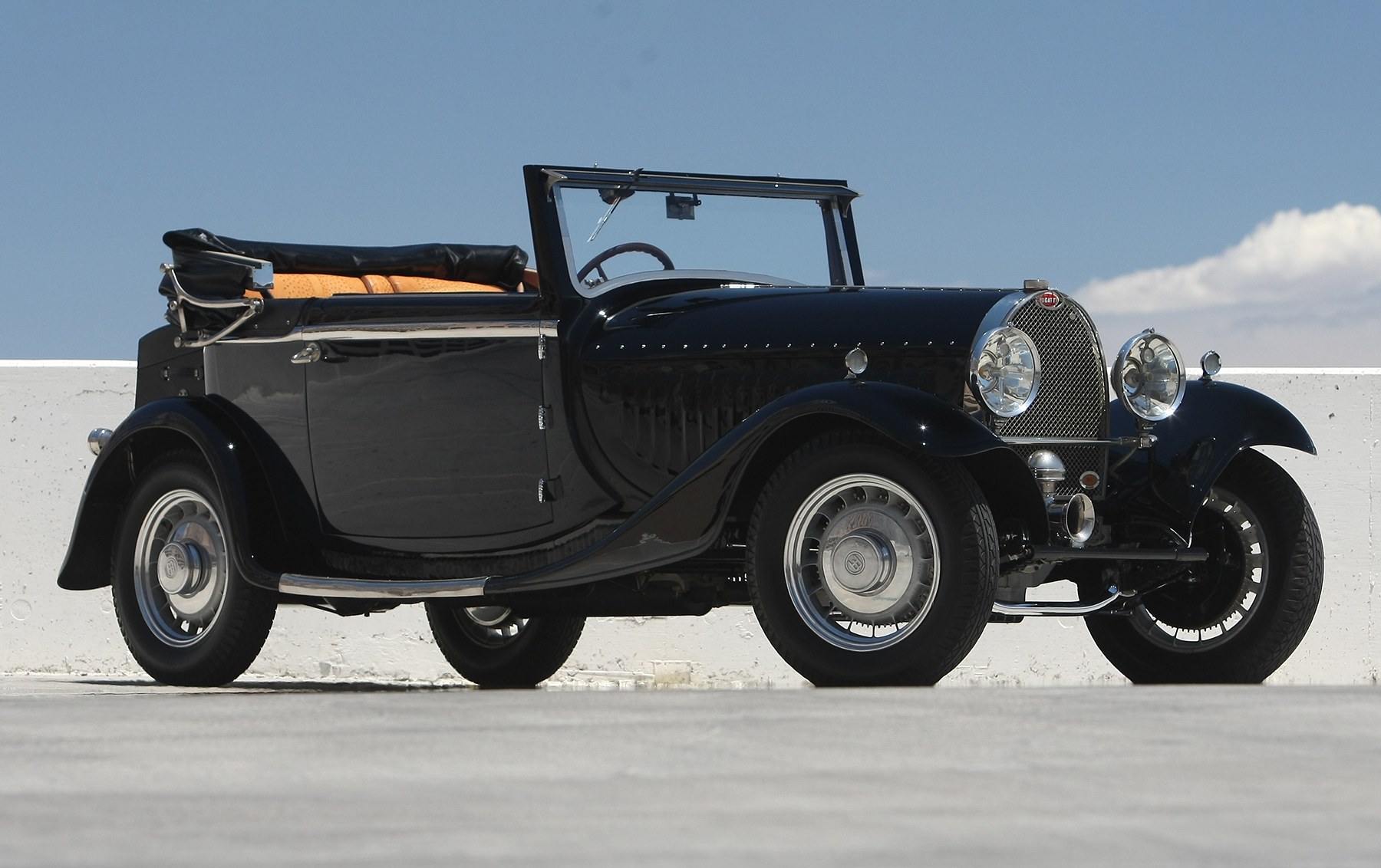 1930 Bugatti Type 49 Cabriolet