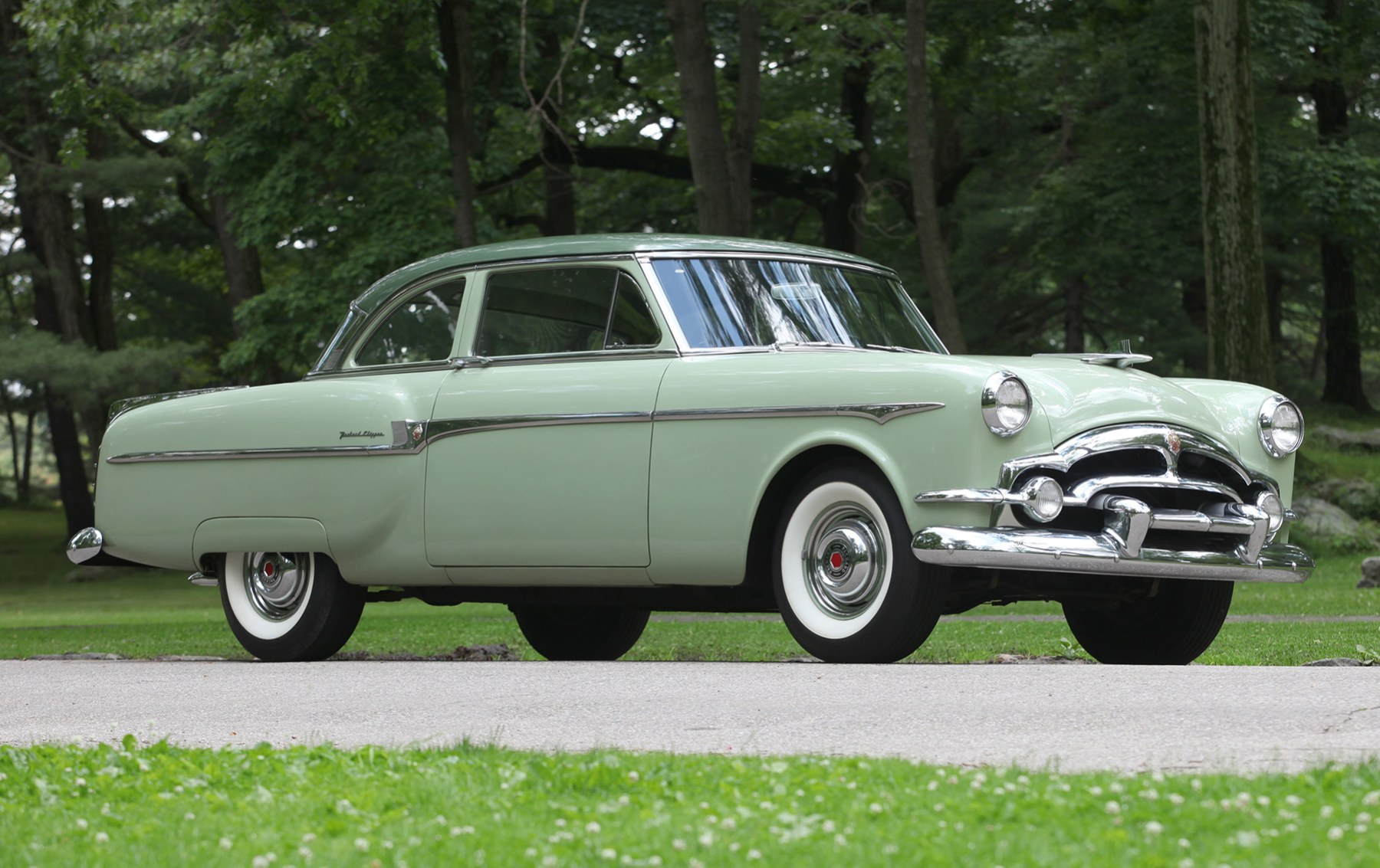 1953 Packard Clipper Deluxe Club Sedan