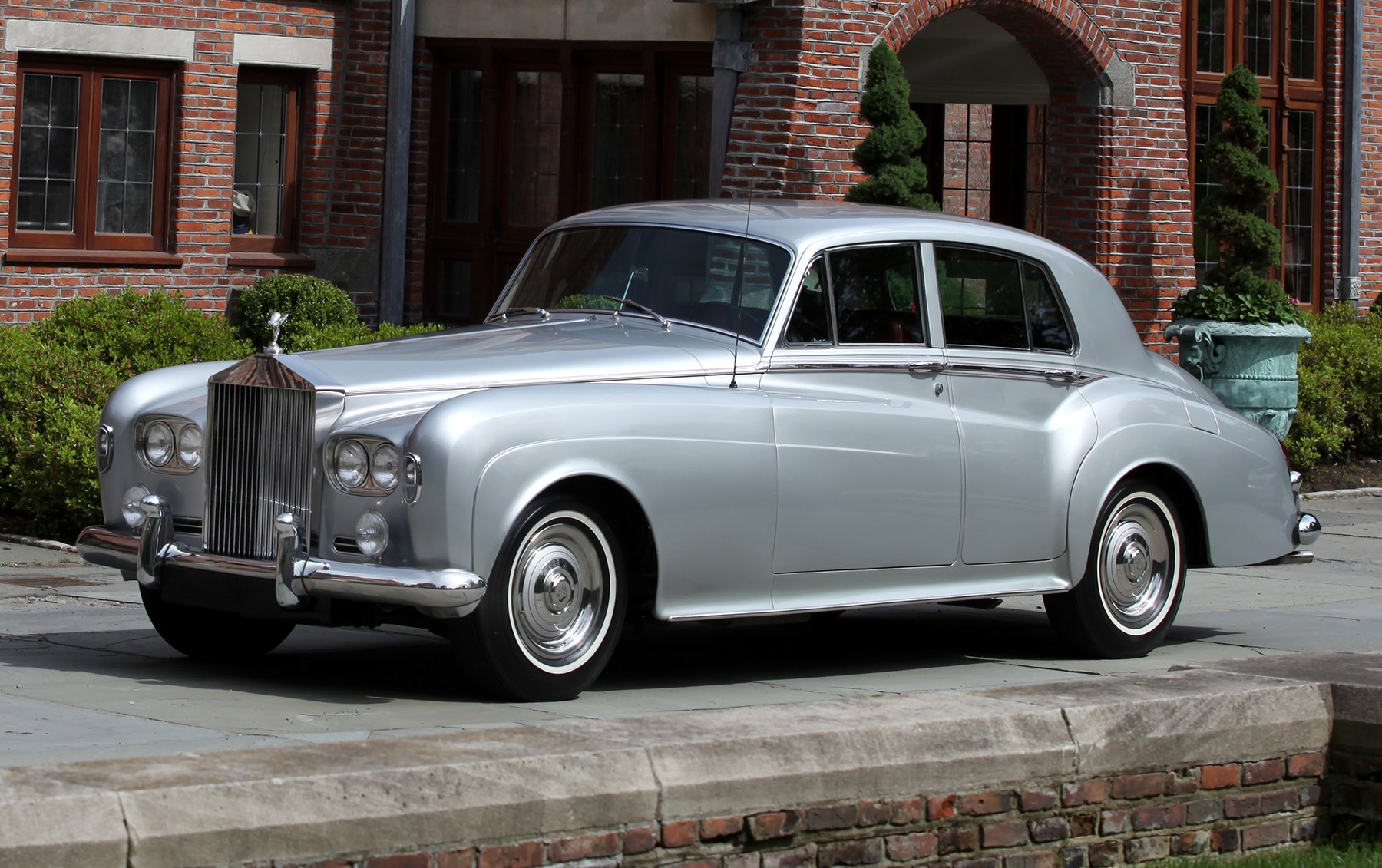 1965 Rolls-Royce Silver Cloud III Saloon-1