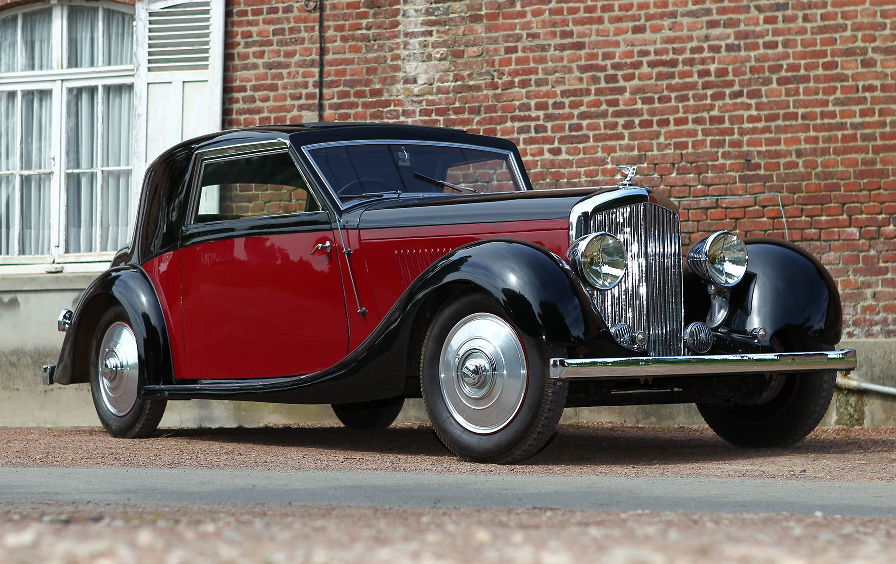 1938 Bentley 4 1/4 Litre Fixed Head Coupe
