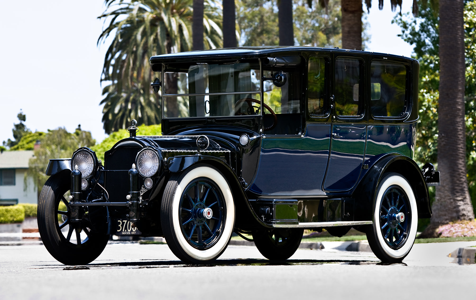 1917 Packard Twin Six 2-35 All-Weather Landaulet