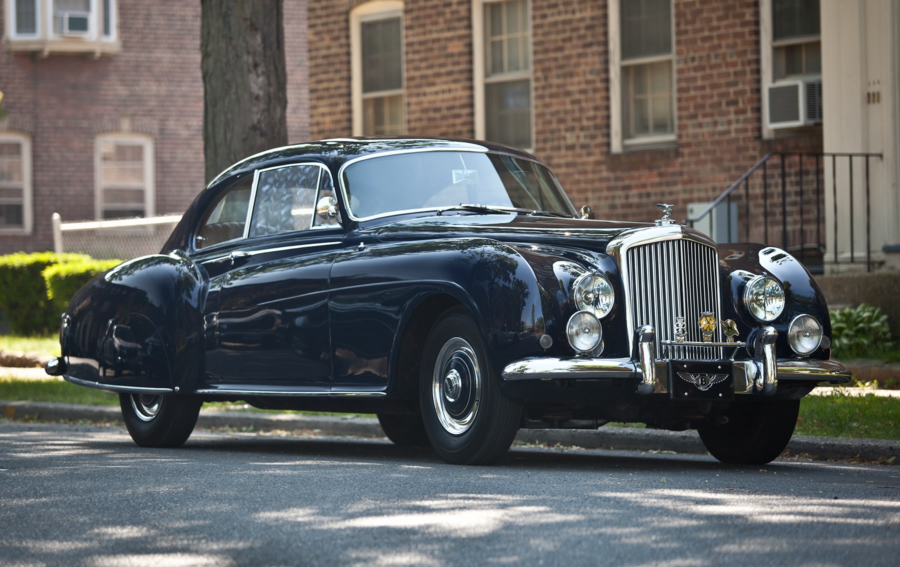 1954 Bentley R-Type Continental Fastback (1)