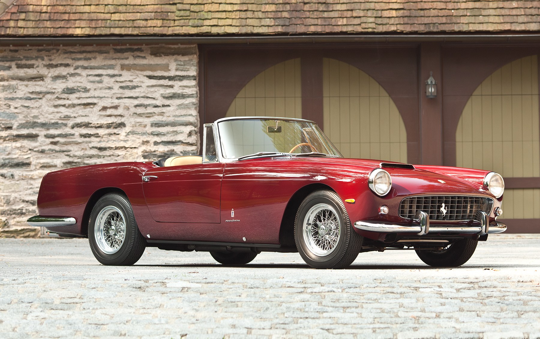 1962 Ferrari 250 GT Series II Cabriolet (1)