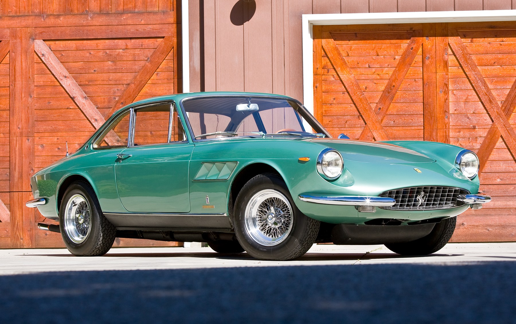 1967 Ferrari 330 GTC (1)