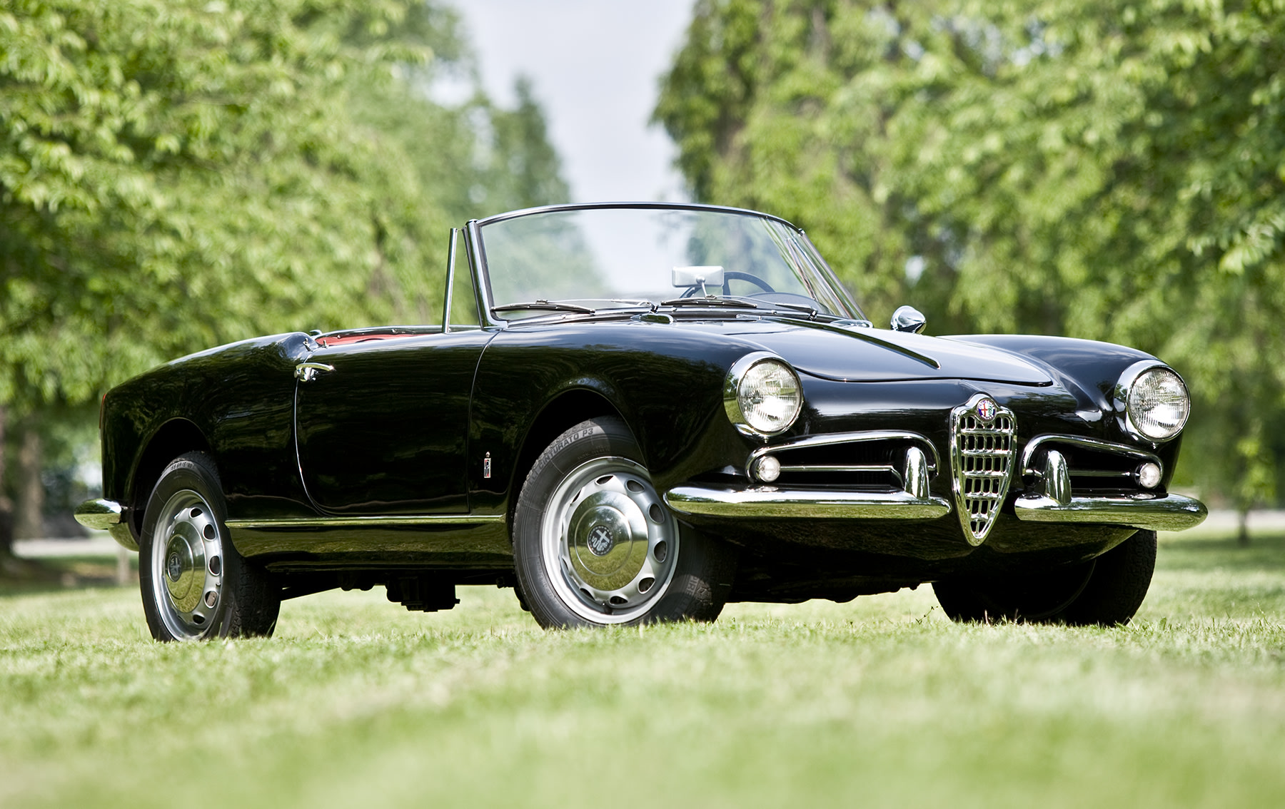 1960 Alfa Romeo Giulietta Spider Veloce-1