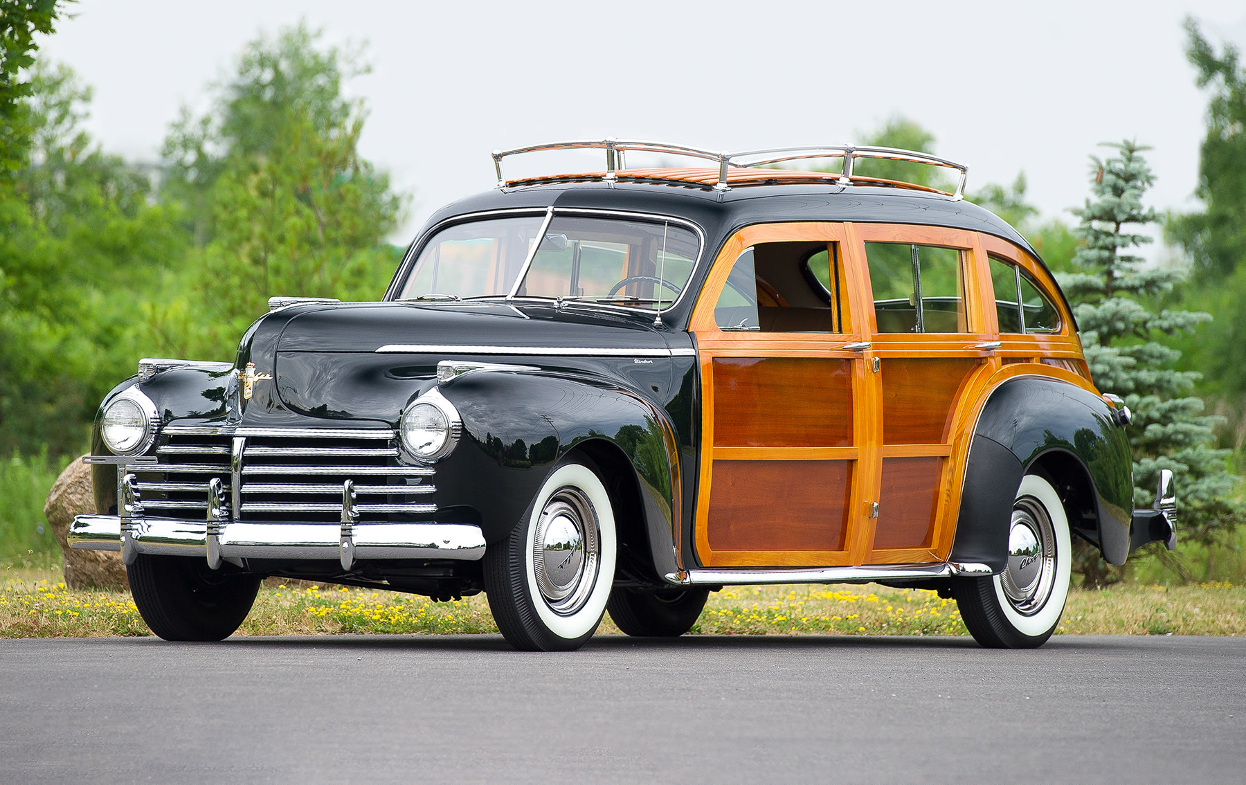 1941 Chrysler Town and Country Barrelback-2