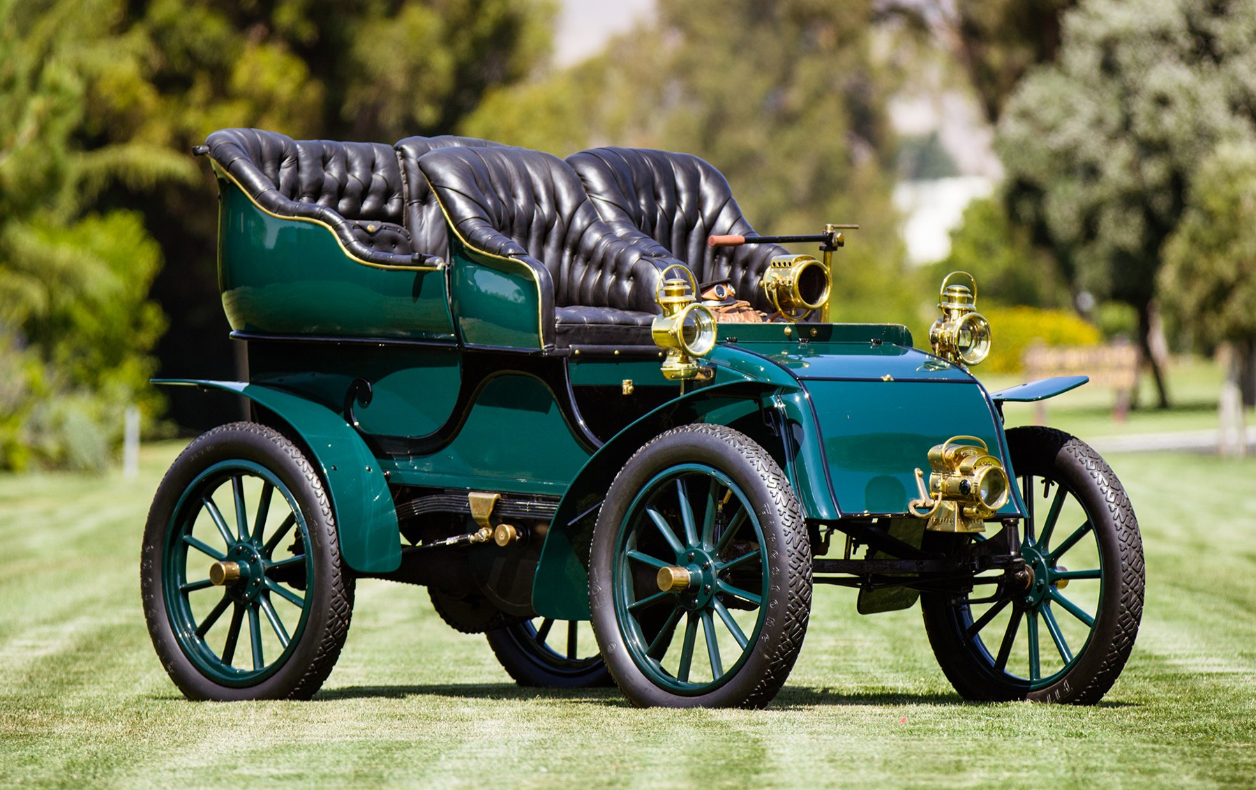 1904 Knox Tudor Touring