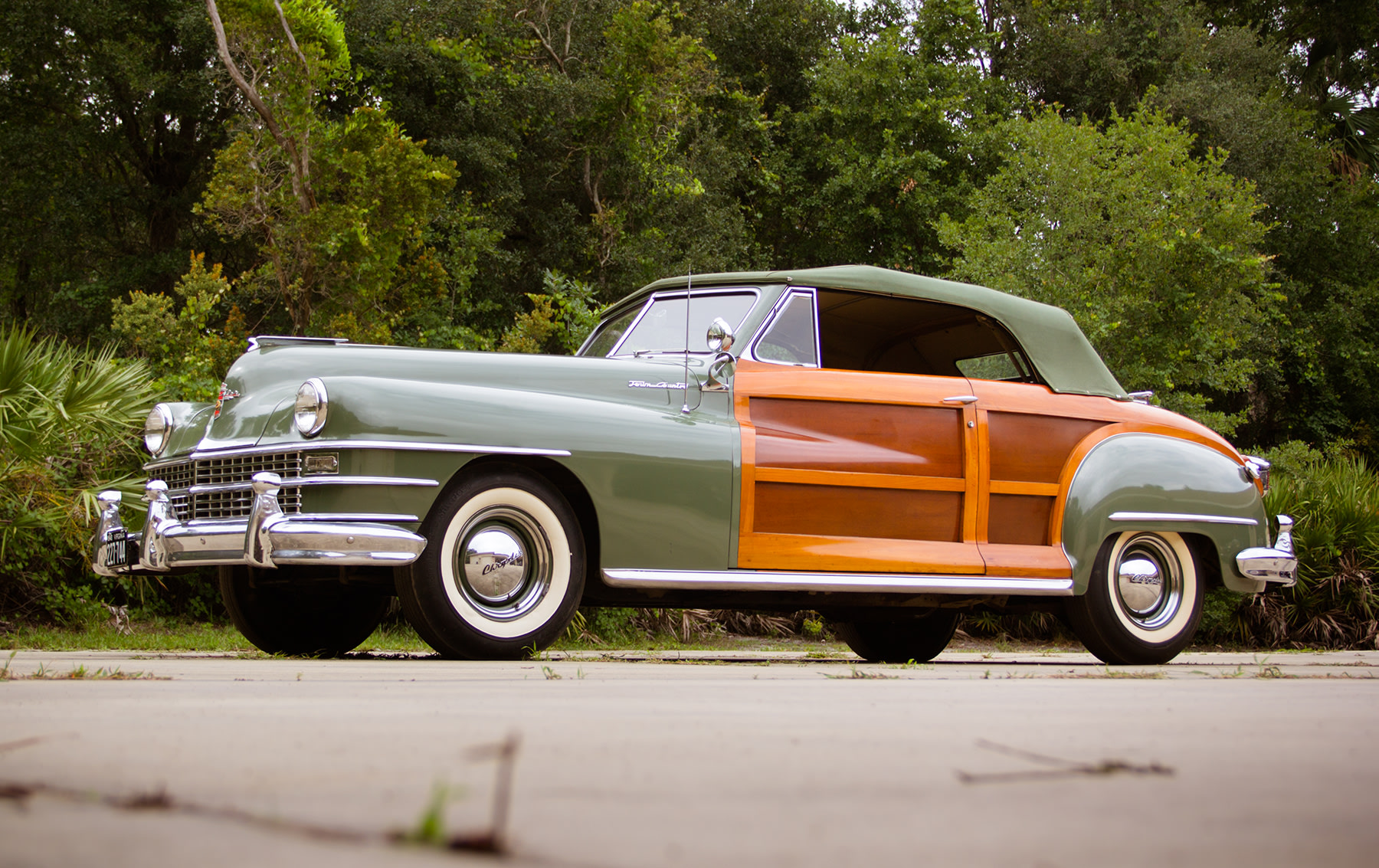 1948 Chrysler Town and Country Convertible Coupe