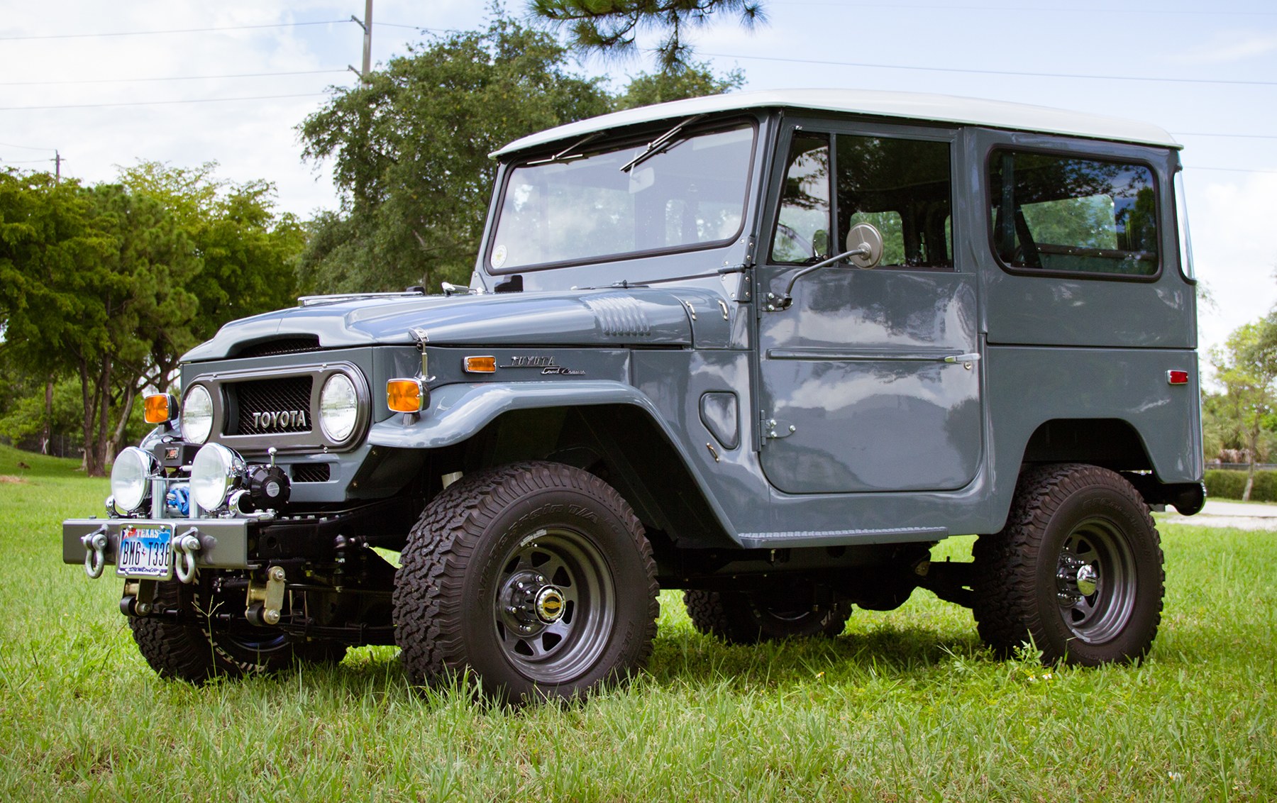 1970 Toyota Land Cruiser FJ40 Two-Door Hardtop