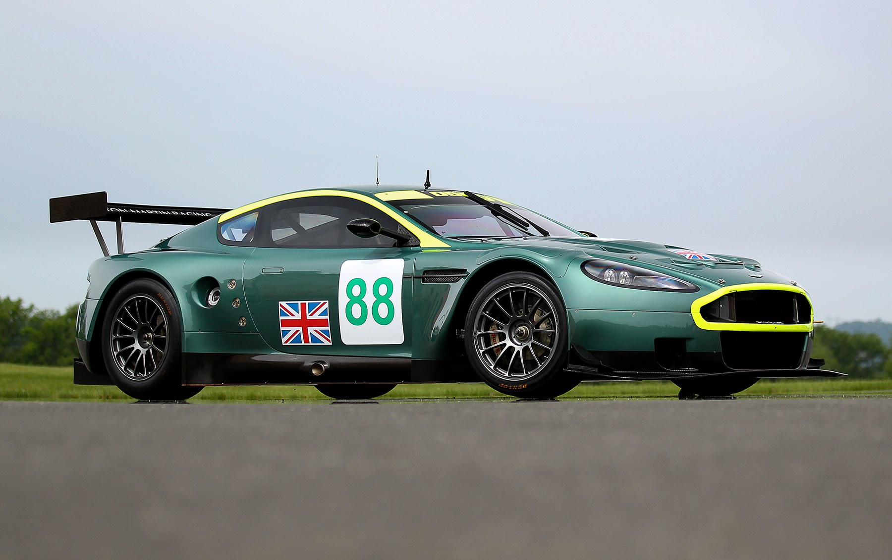 2005 Aston Martin DBR9