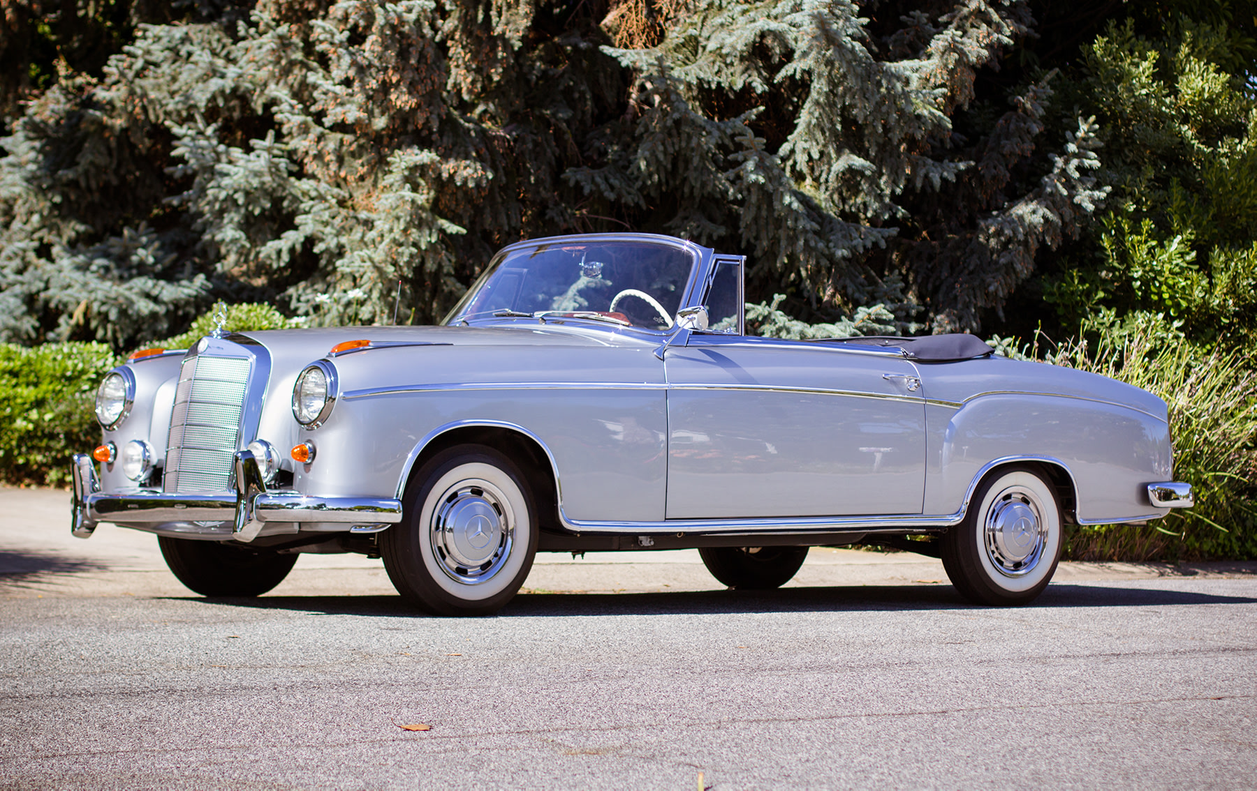 1960 Mercedes-Benz 220 SE Cabriolet (1)