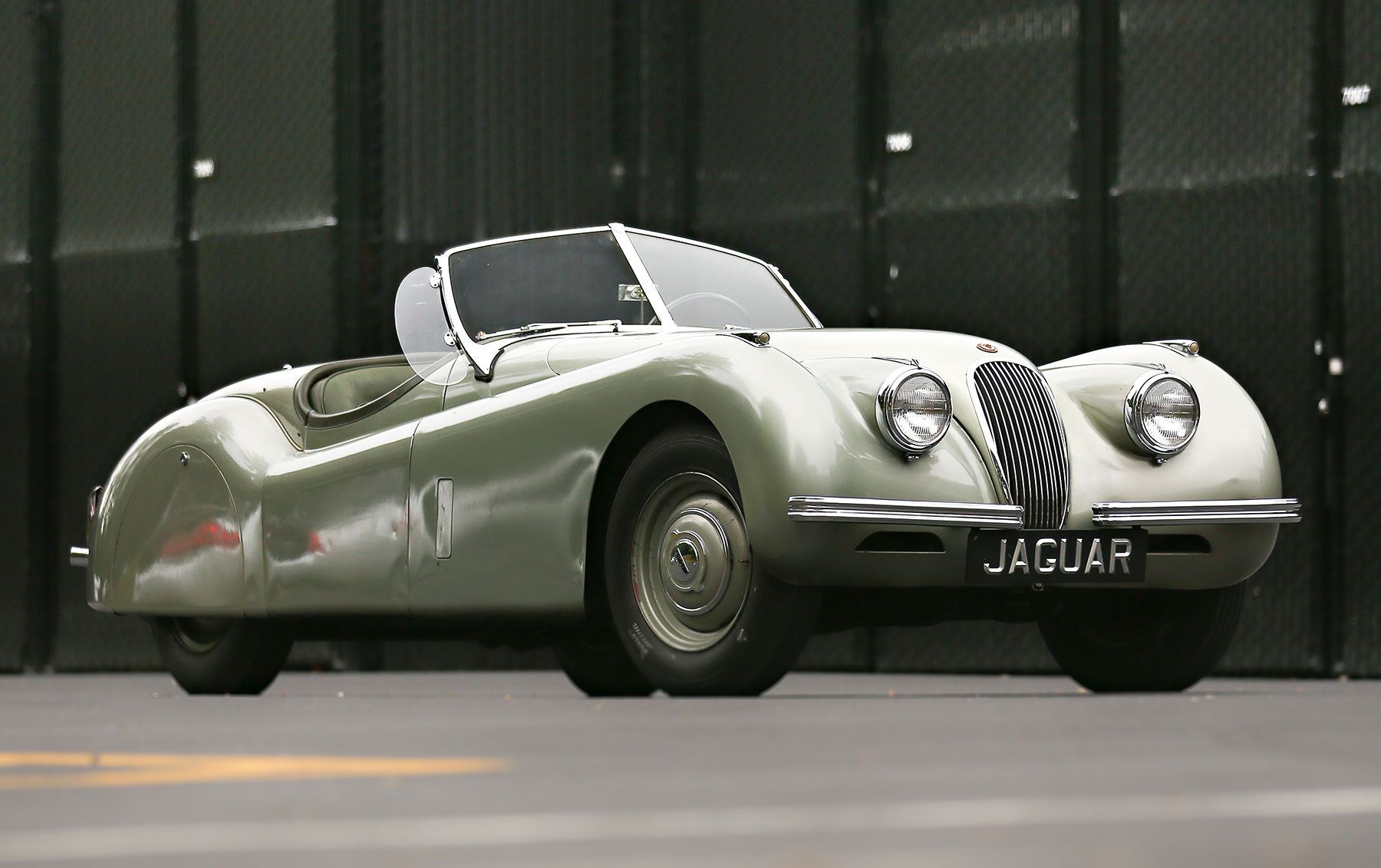 1952 Jaguar XK120 Roadster-2