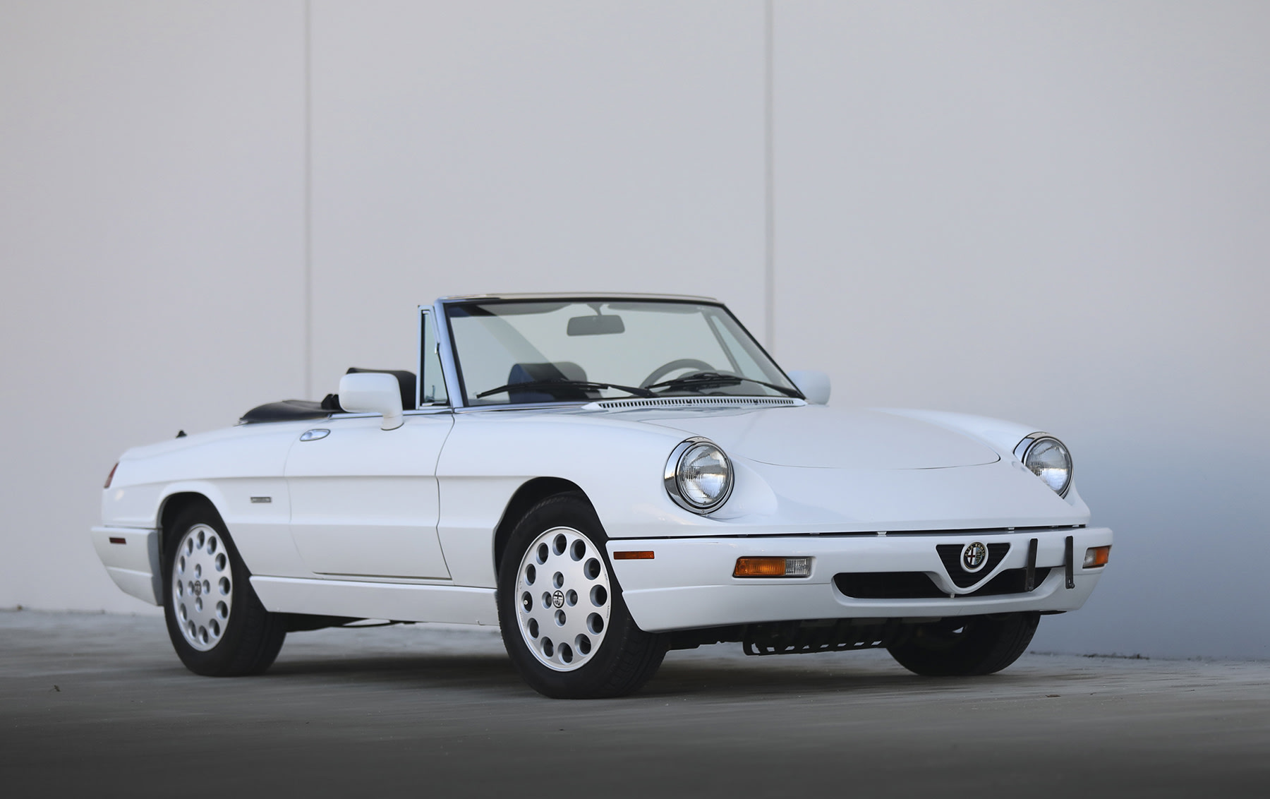 1993 Alfa Romeo Spider Veloce