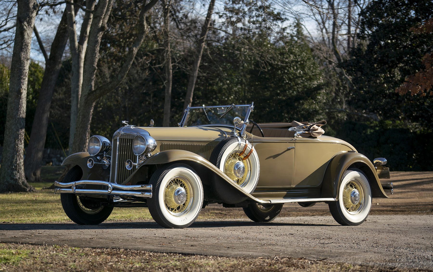 1931 Chrysler CD-8 Deluxe Sport Roadster