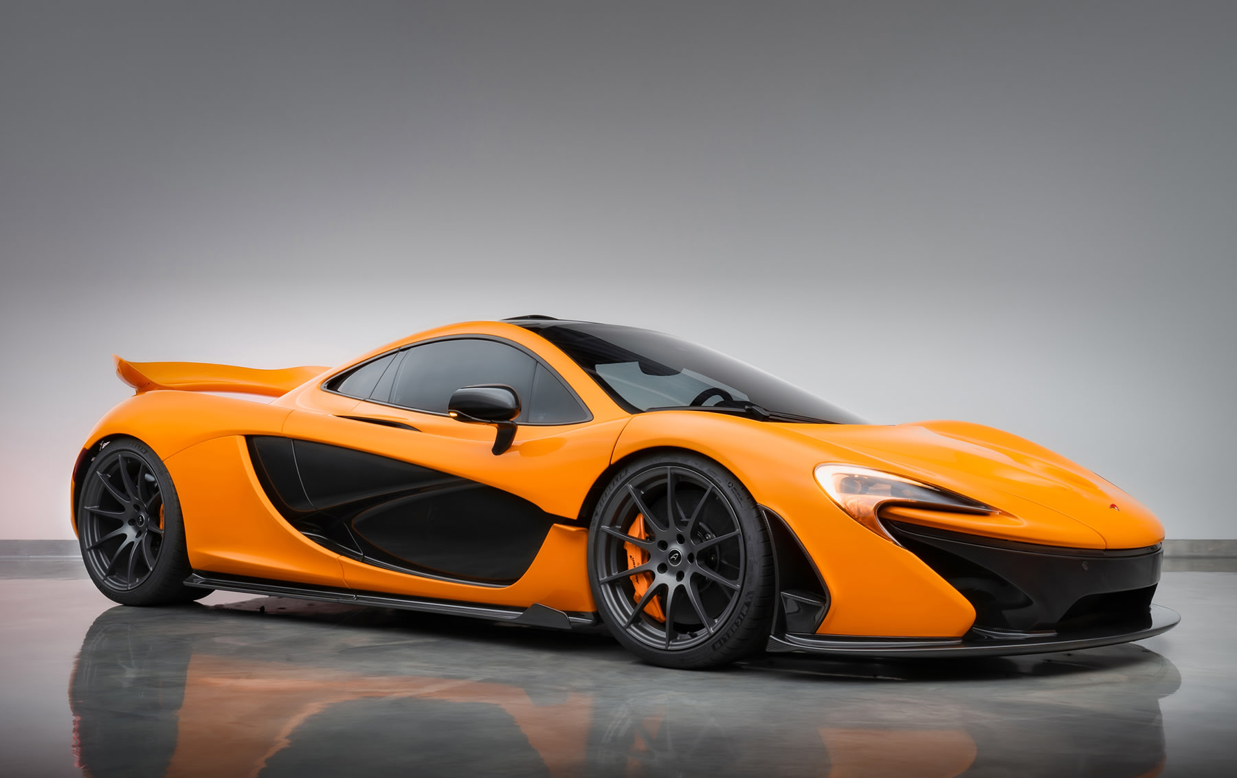 2014 McLaren P1 (FL24)