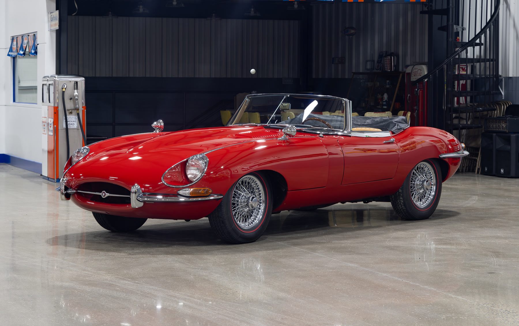 1968 Jaguar E-Type Series II 4.2-Litre Roadster (FL25)