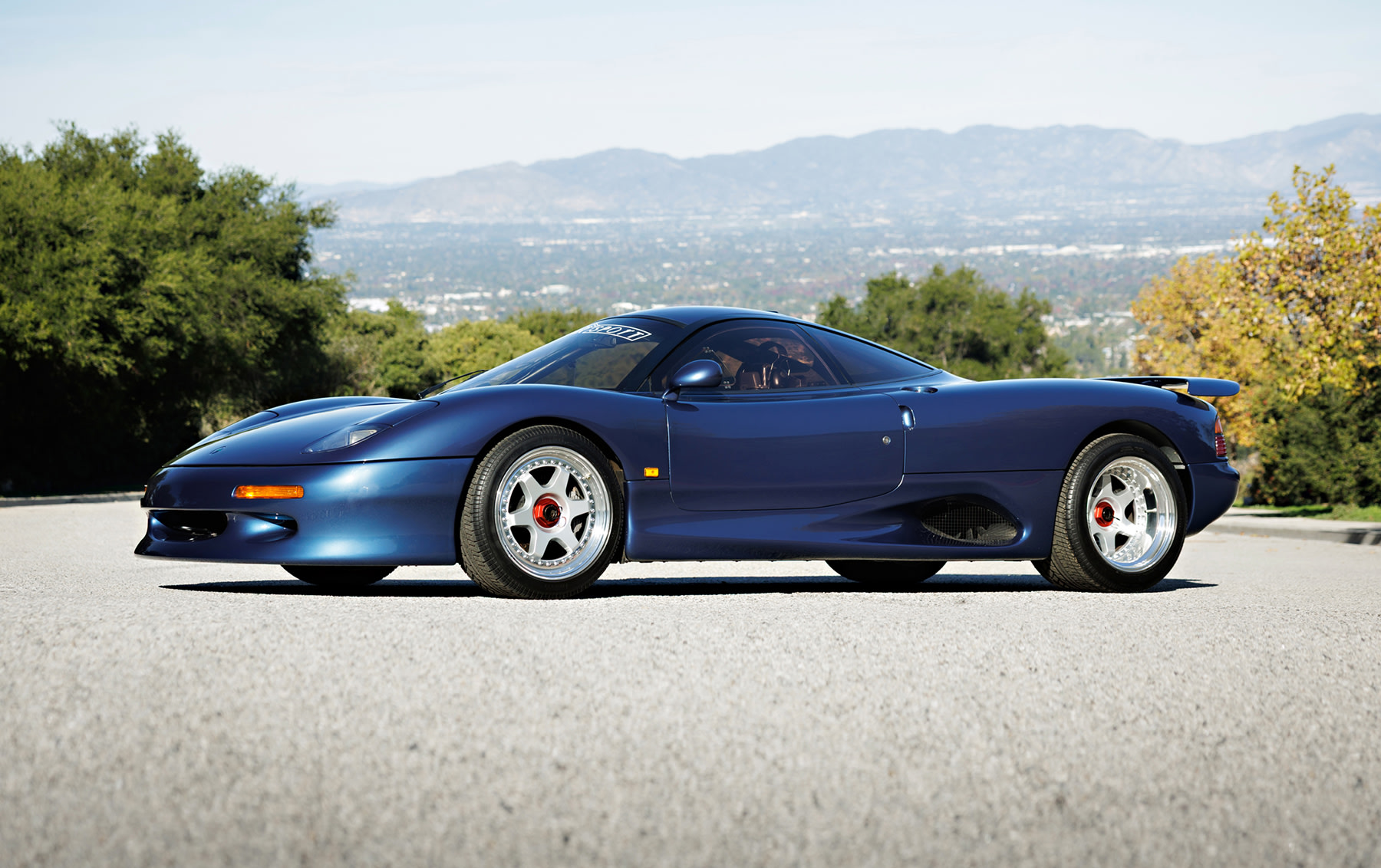 Jaguar XJR-15 — market value and price history