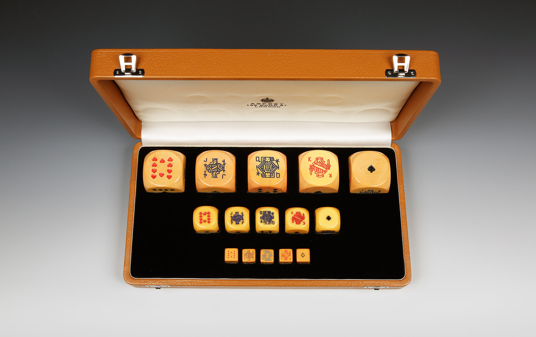 Set of 15 Bakelite Poker Dice, 1930s