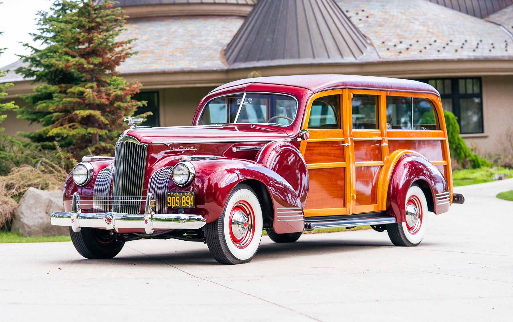 1941 Packard 120 Station Wagon (PB22)