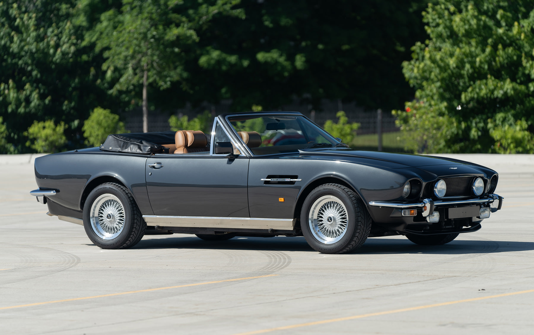 1988 Aston Martin V8 Volante (PB22)