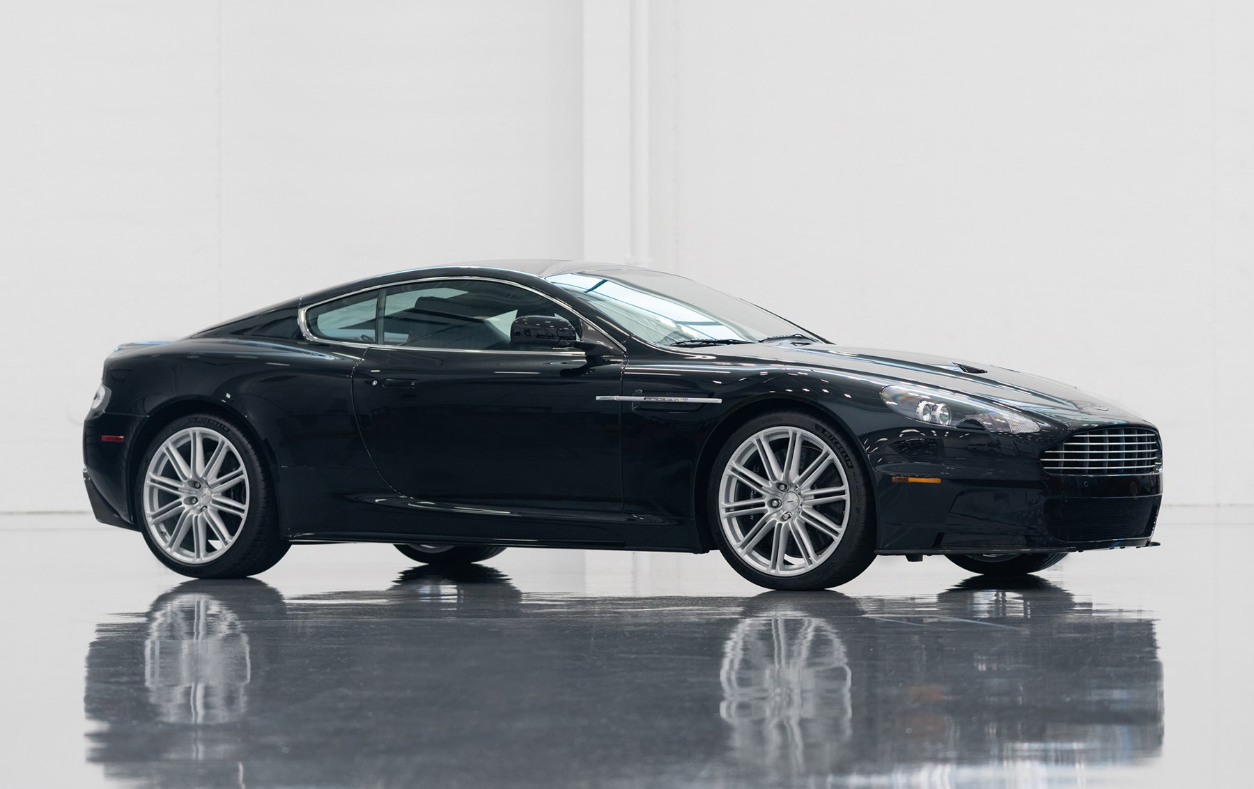 2009 Aston Martin DBS