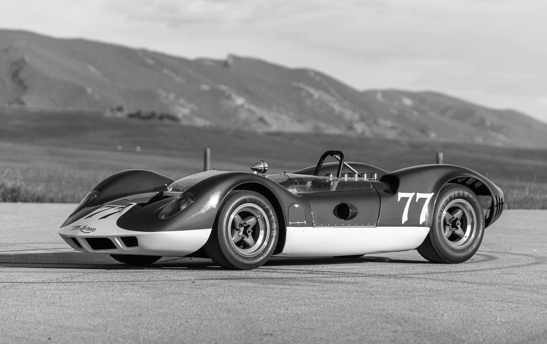 1964 McLaren M1