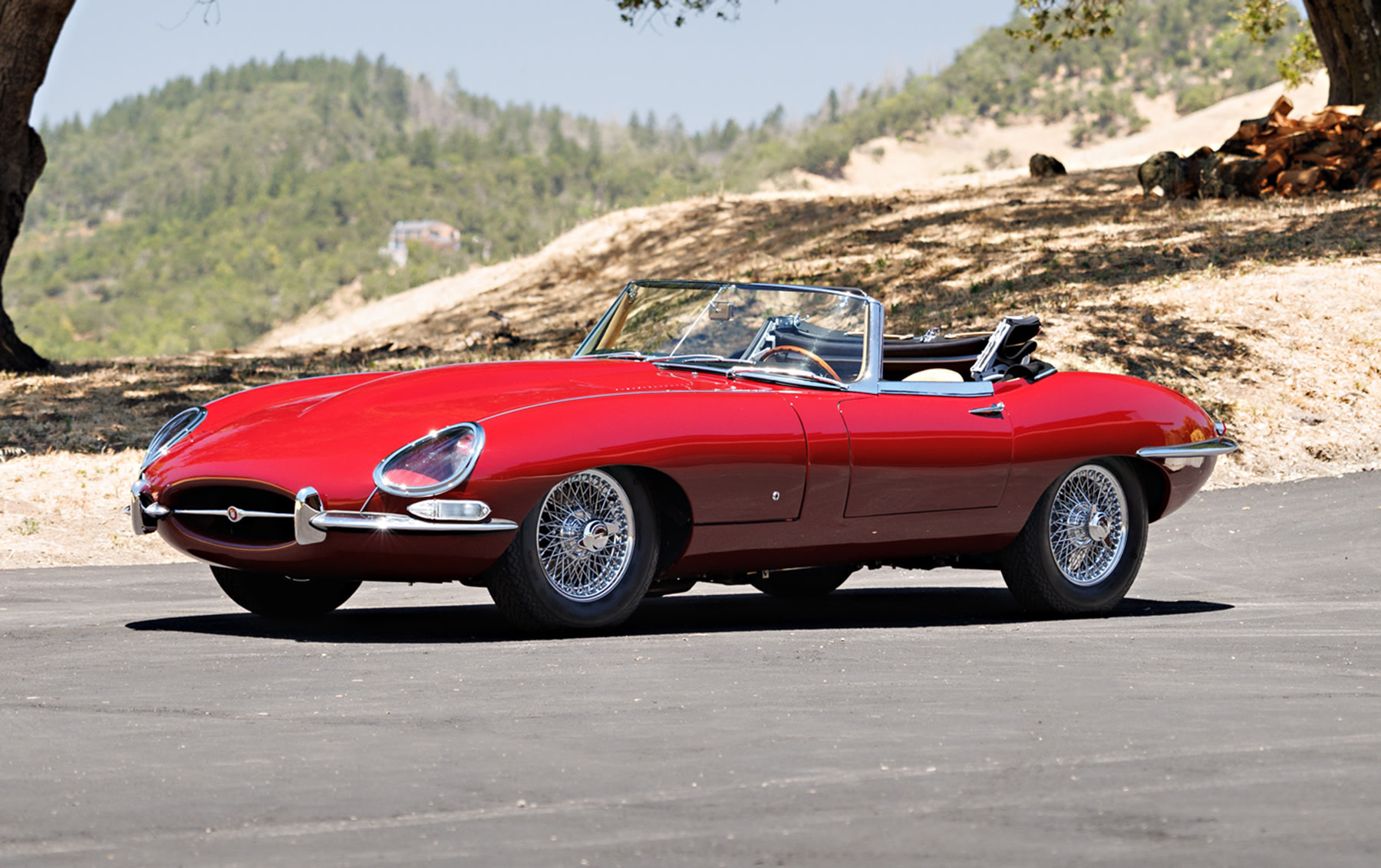 1961 Jaguar E-Type Series I 3.8-Litre Roadster (PB24-1)