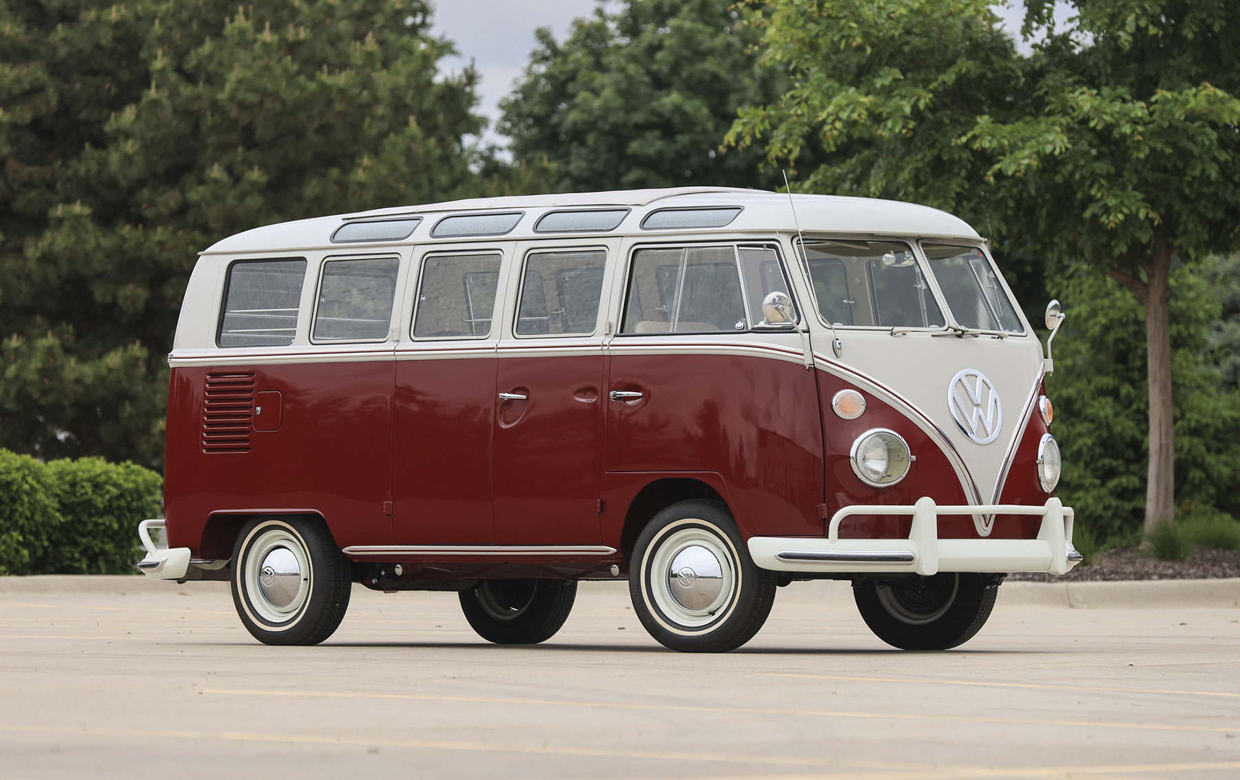 1966 Volkswagen Type 2 21-Window Bus