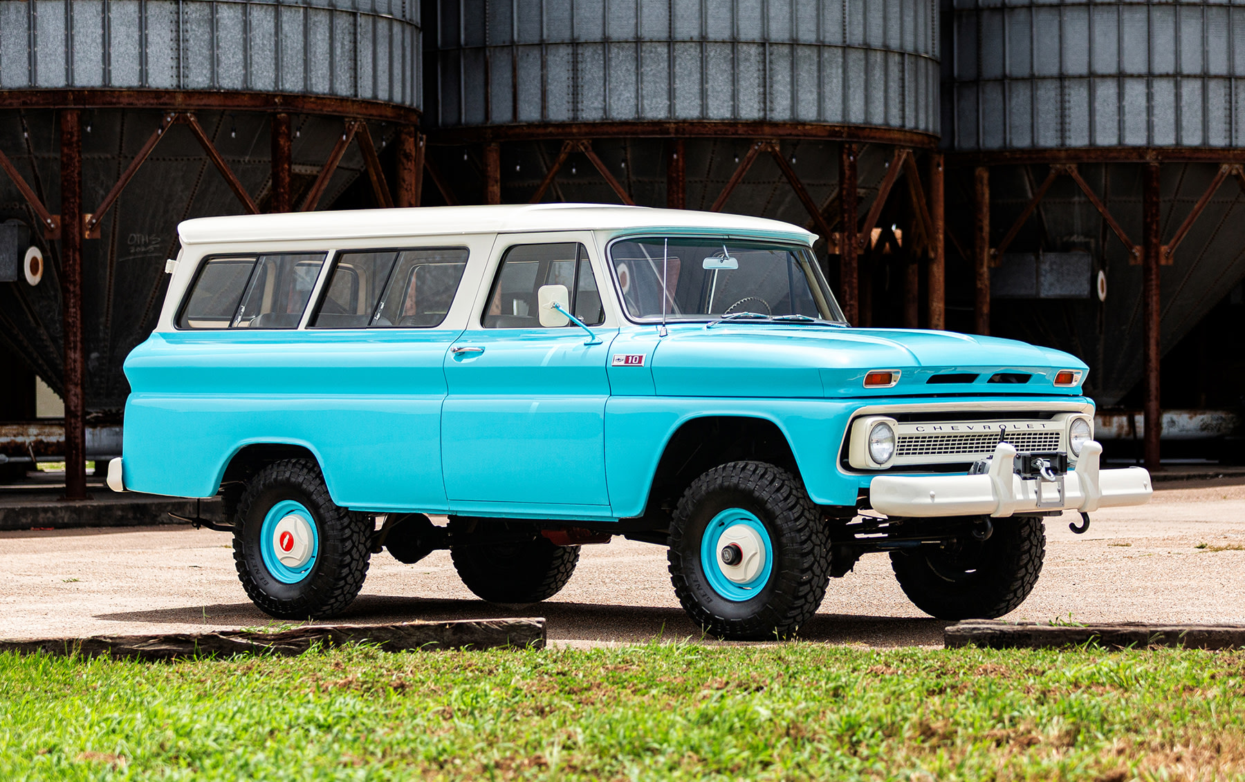 1965 Chevrolet K10 Suburban