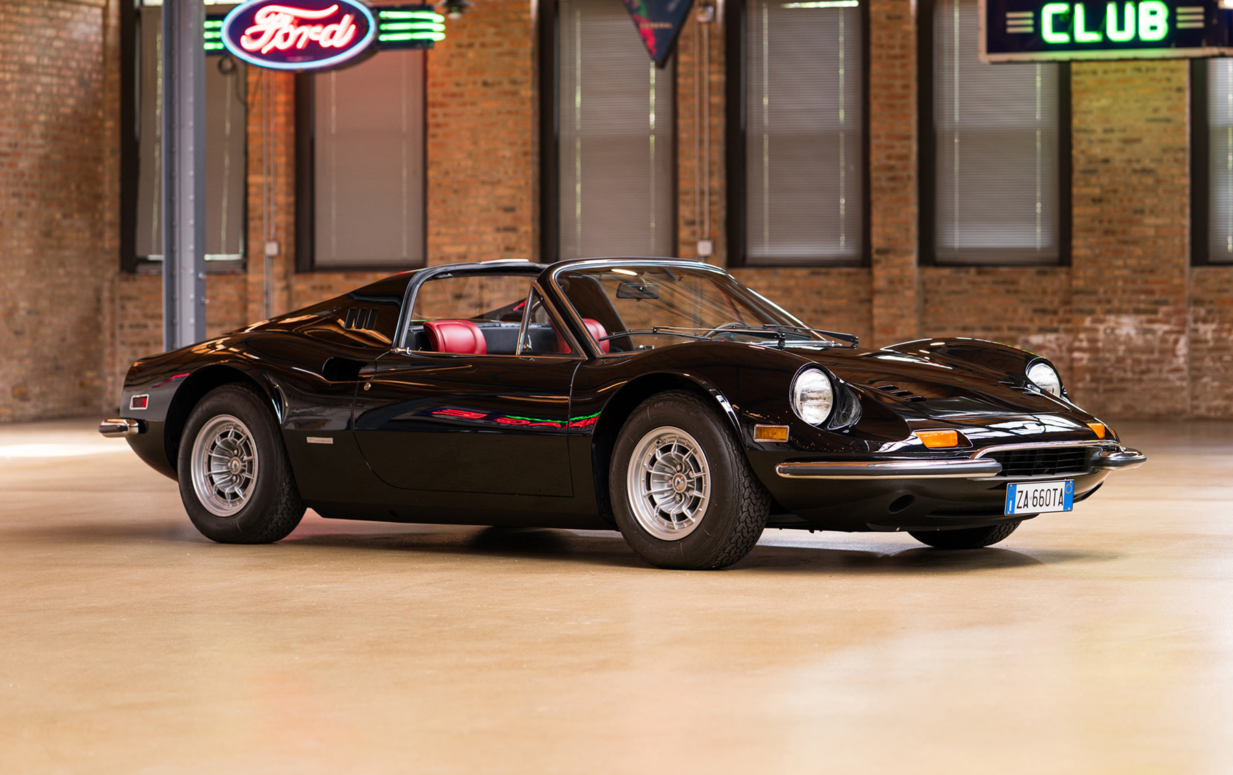 1974 Ferrari Dino 246 GTS (PB25)