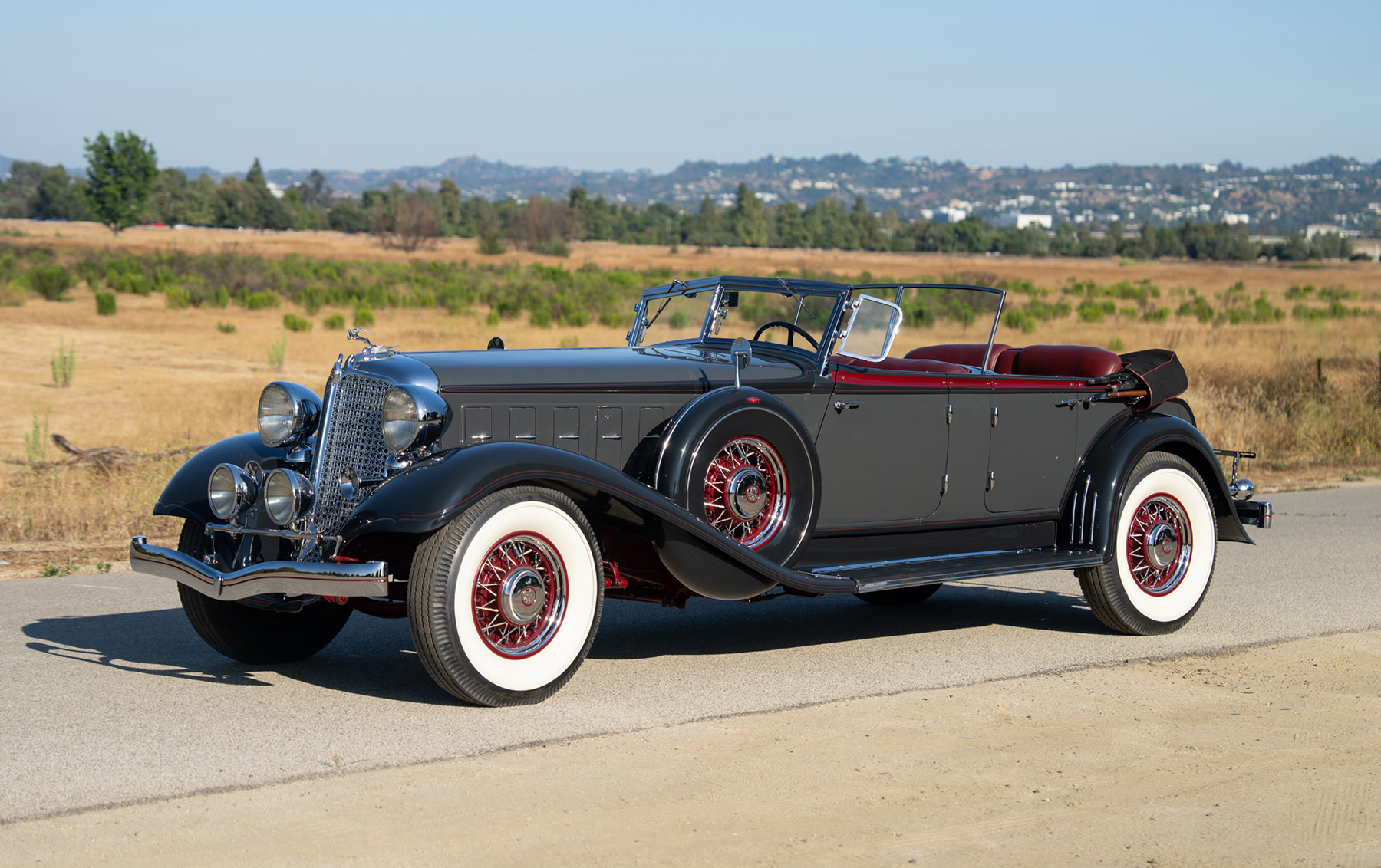 1933 Chrysler CL Imperial Custom Phaeton (PB25)