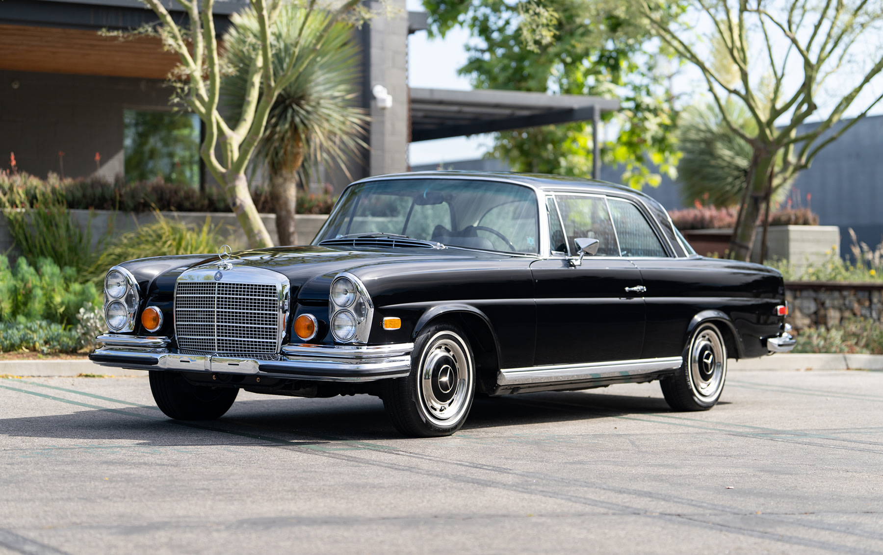 1971 Mercedes-Benz 280SE 3.5 Coupe: market value and price history
