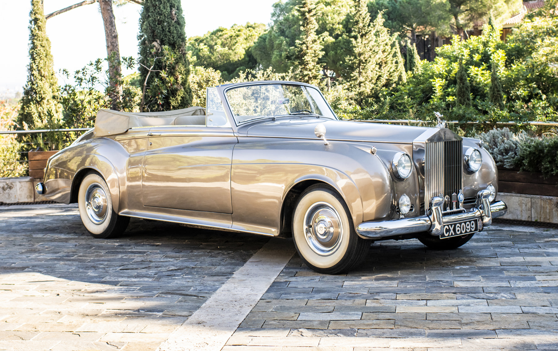 1961 Rolls-Royce Silver Cloud II Drophead Coupe (RP26)