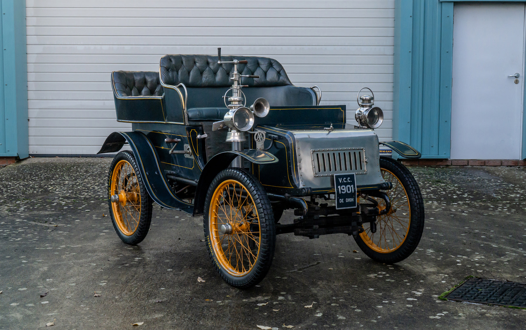 1901 De Dion-Bouton 4 1/2 HP Rear-Entrance Tonneau