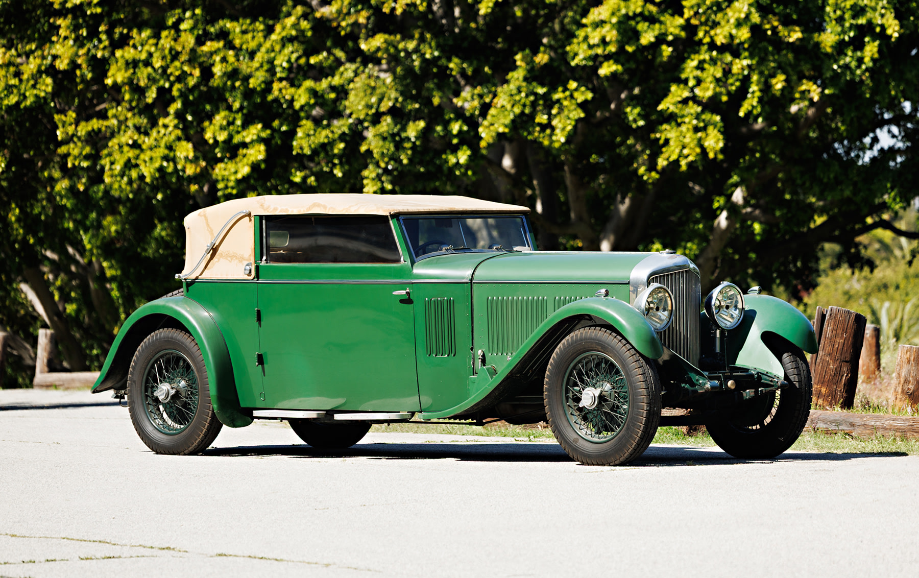 1931 Bentley Eight Litre Drophead Coupe