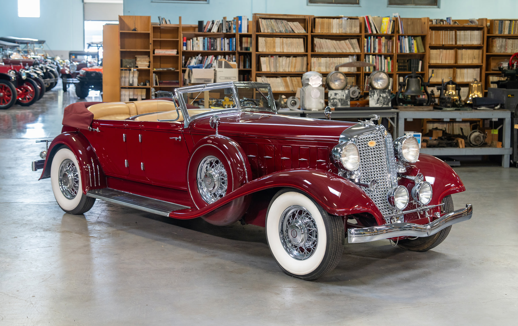 1933 Chrysler CL Imperial Custom Phaeton (SL25)