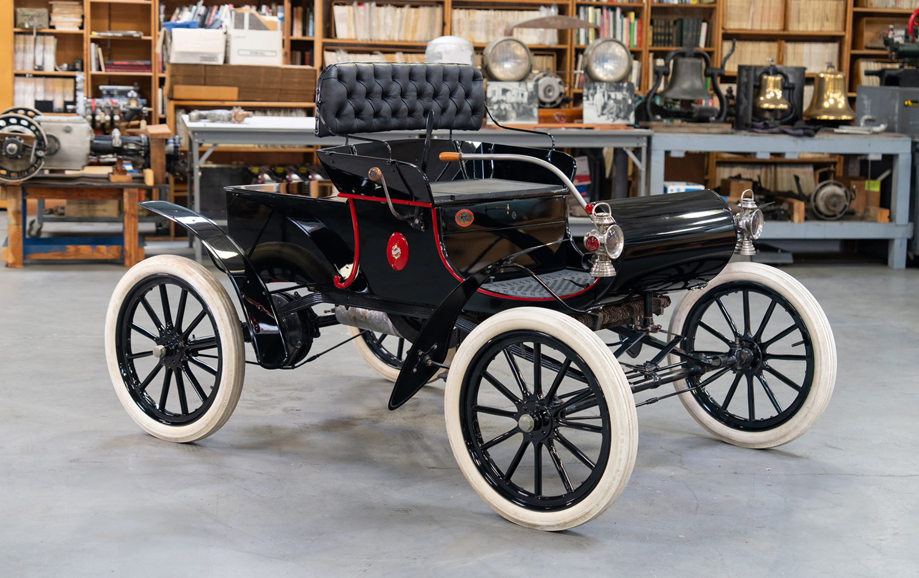 c. 1903 Oldsmobile Model R 'Curved Dash' Runabout