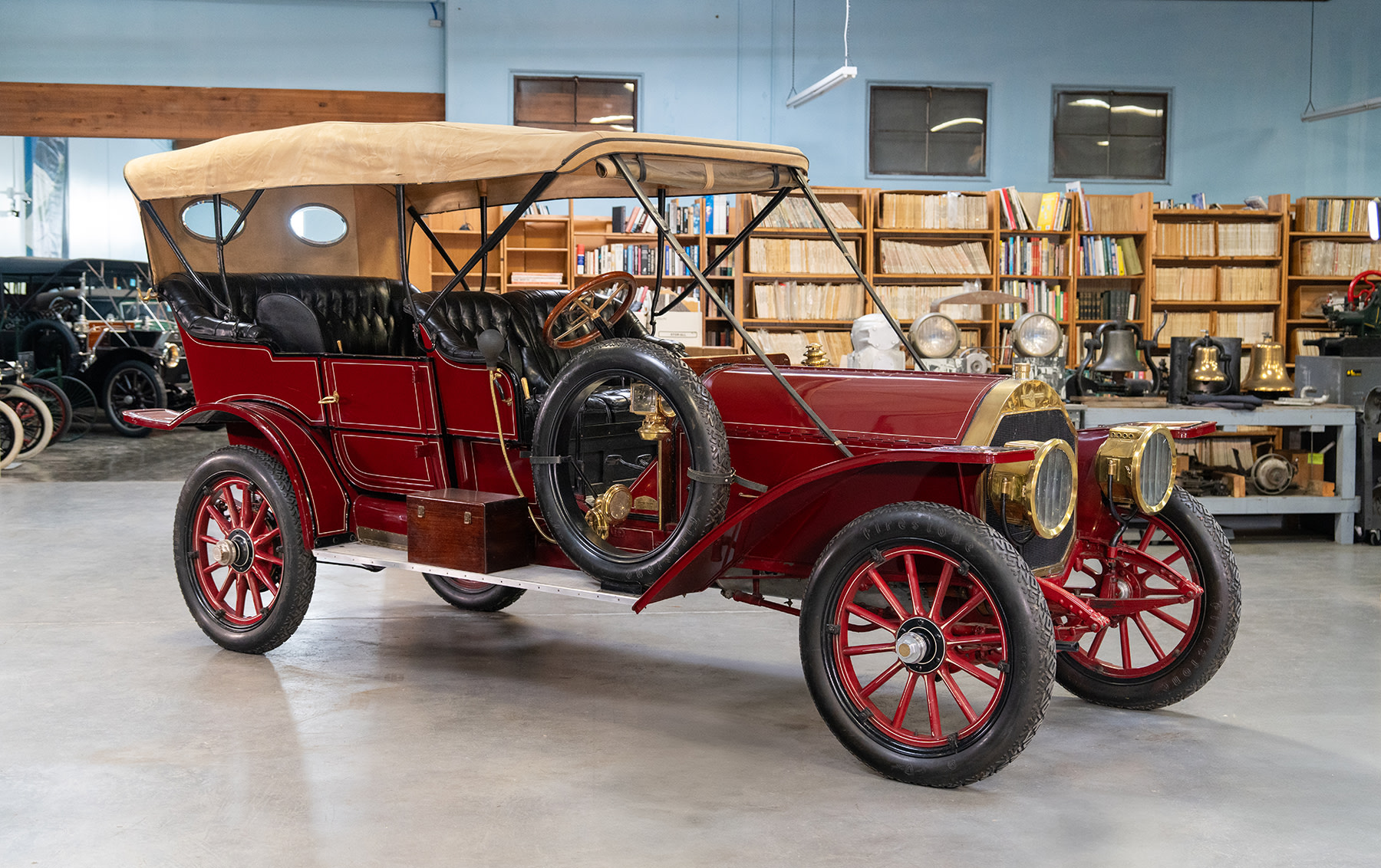 1910 Stevens-Duryea Model Y 54 HP Seven-Passenger Touring