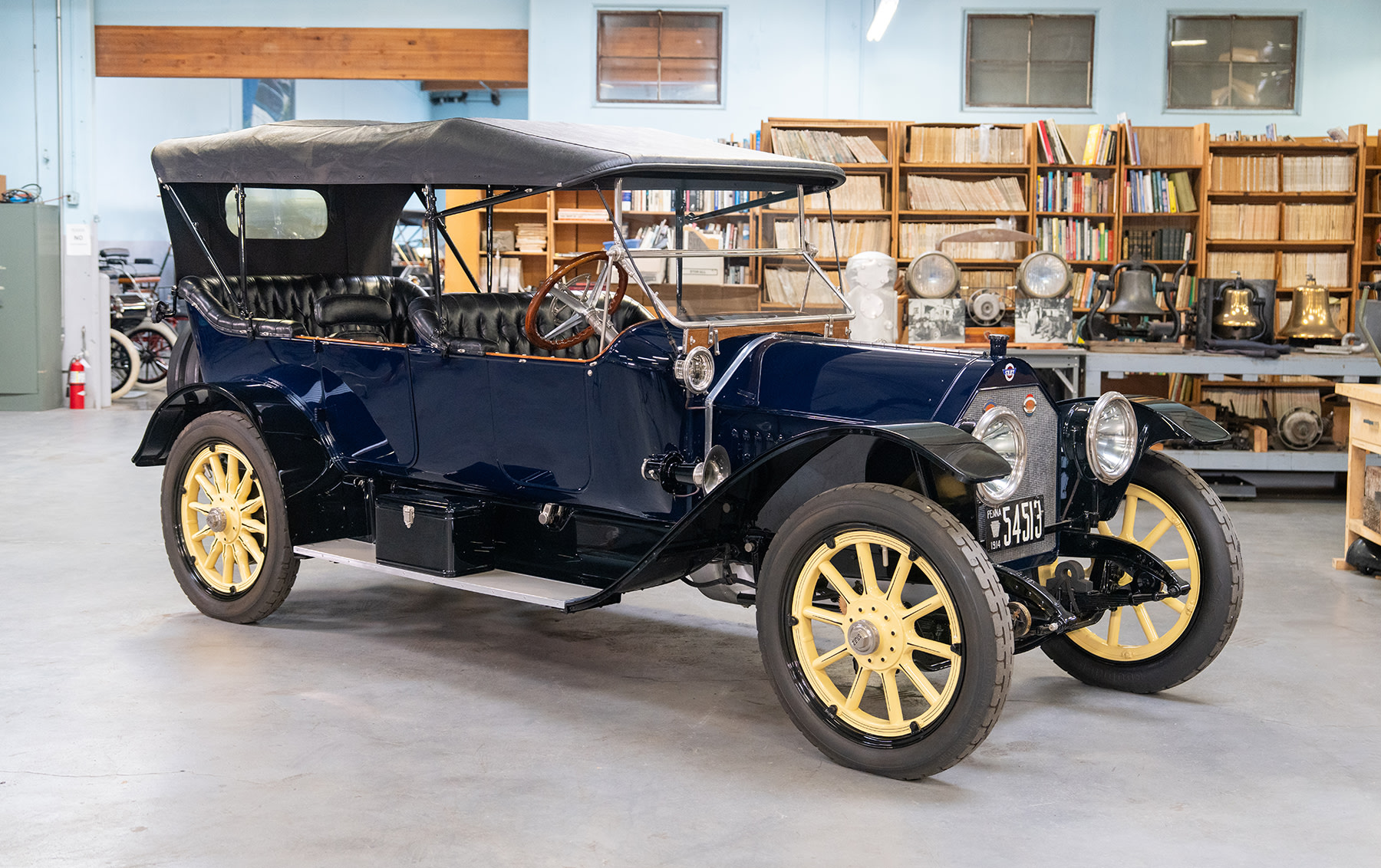 1914 Stutz Model 4E Touring