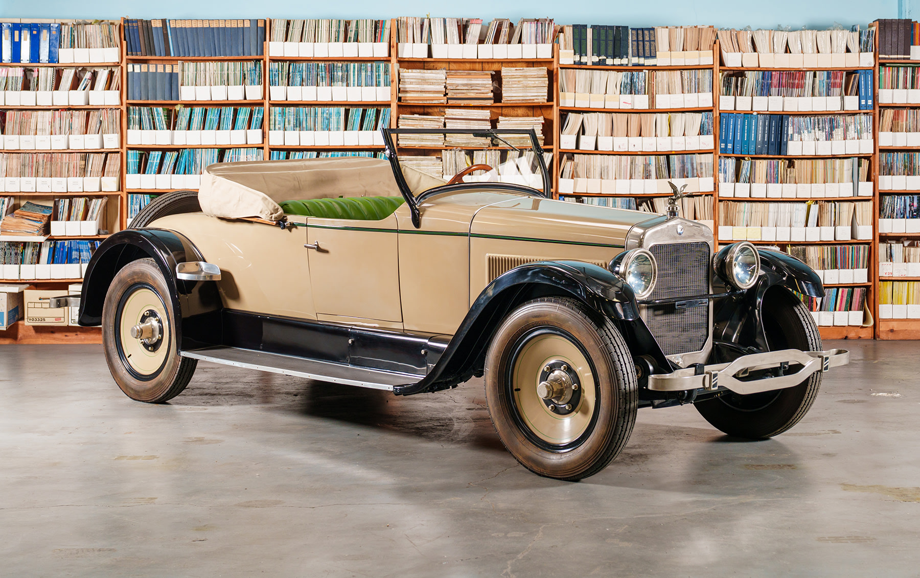 1925 Wills Sainte Claire W6 Roadster