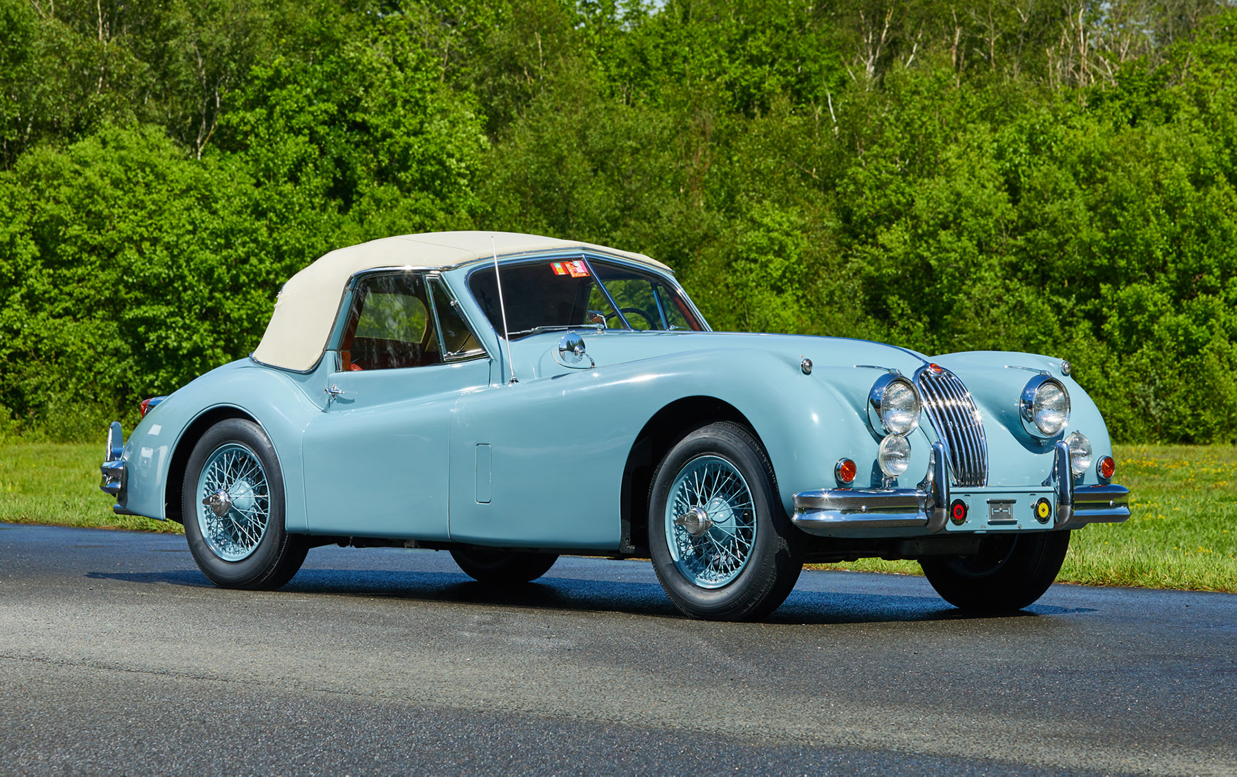 1956 Jaguar XK140 SE Drophead Coupe