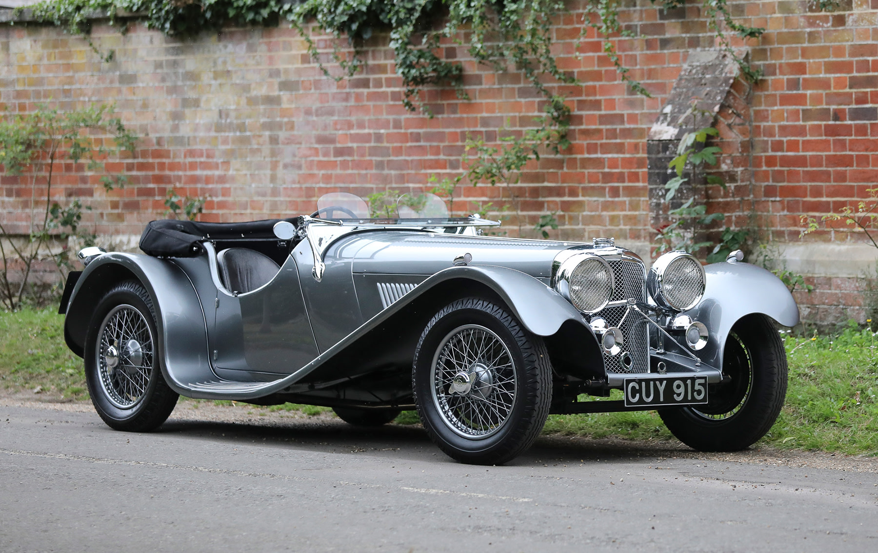 1939 Jaguar SS100 3 1/2 Litre