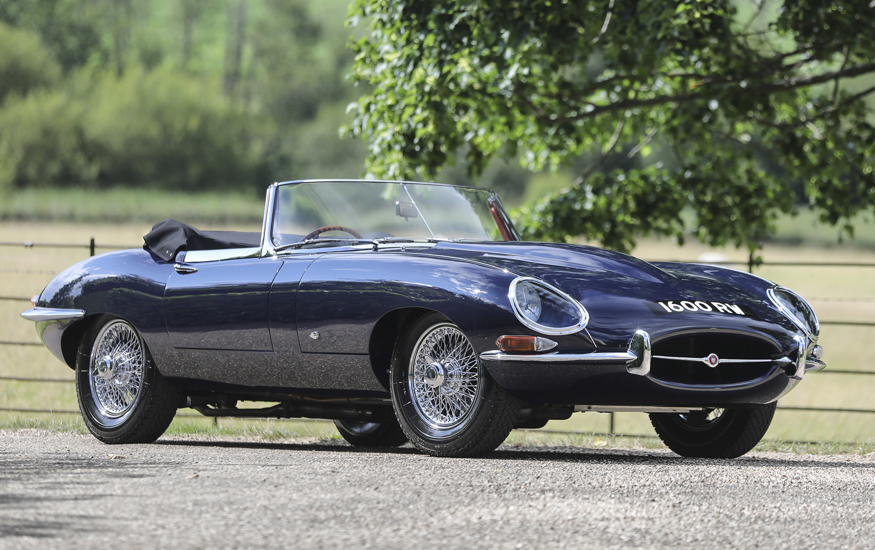 1961 Jaguar E-Type Series I 3.8-Litre Roadster (UK23)